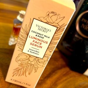 Victoria’s Secret Rose & coconut serum